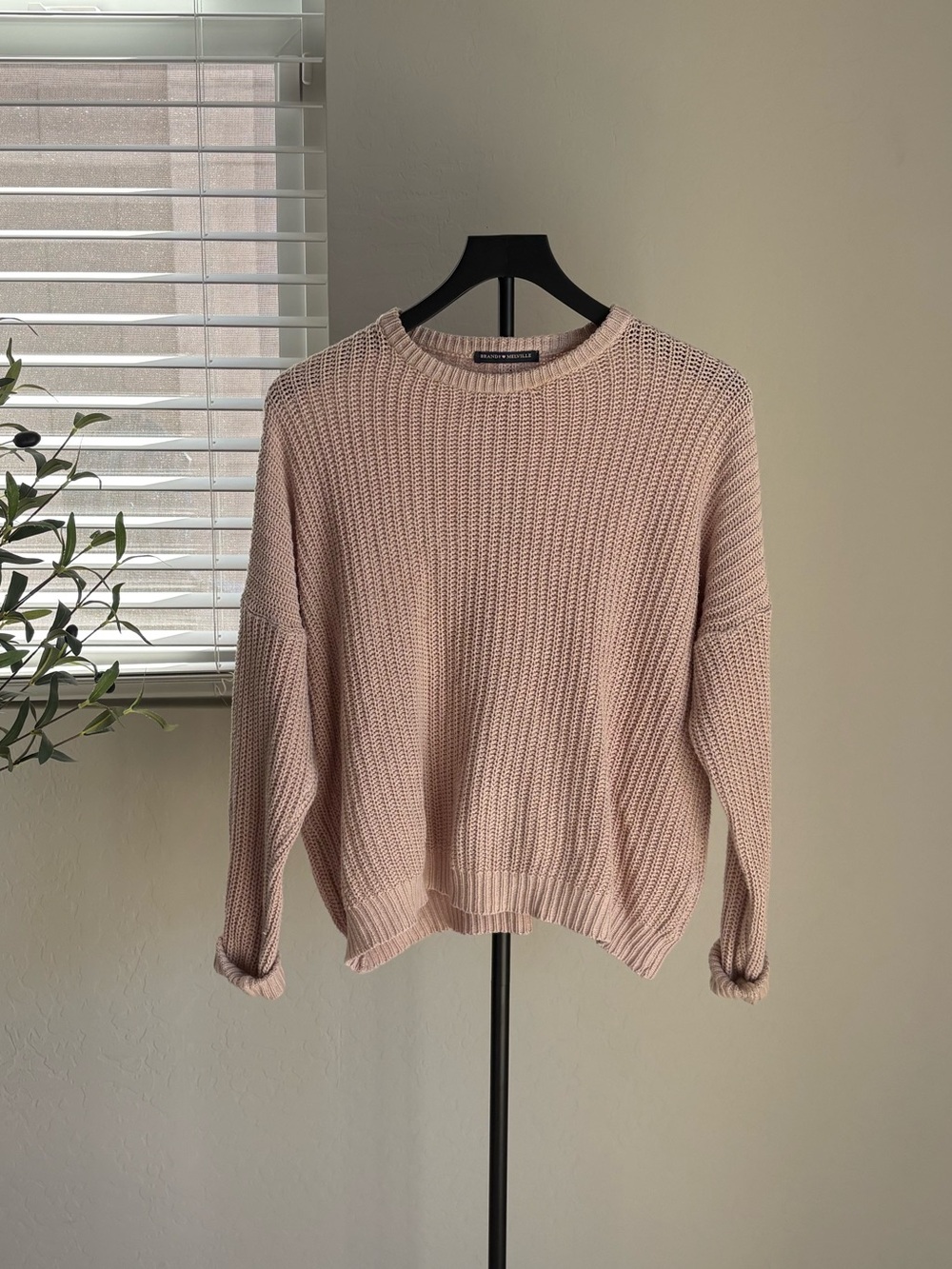 Brandy Melville Pullover Sweater